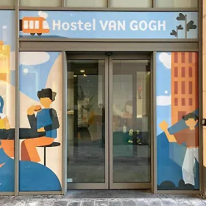  Hostel Youth Gogh